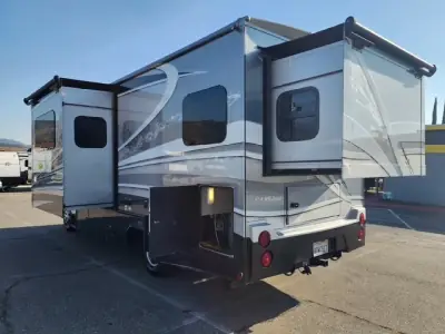 2021 Dynamax Corp ISATA 3 SERIES 24RWM photo 11
