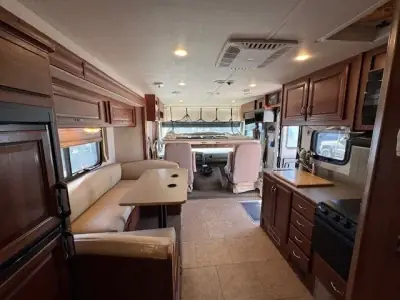 2016 Fleetwood STORM 28MS photo 34