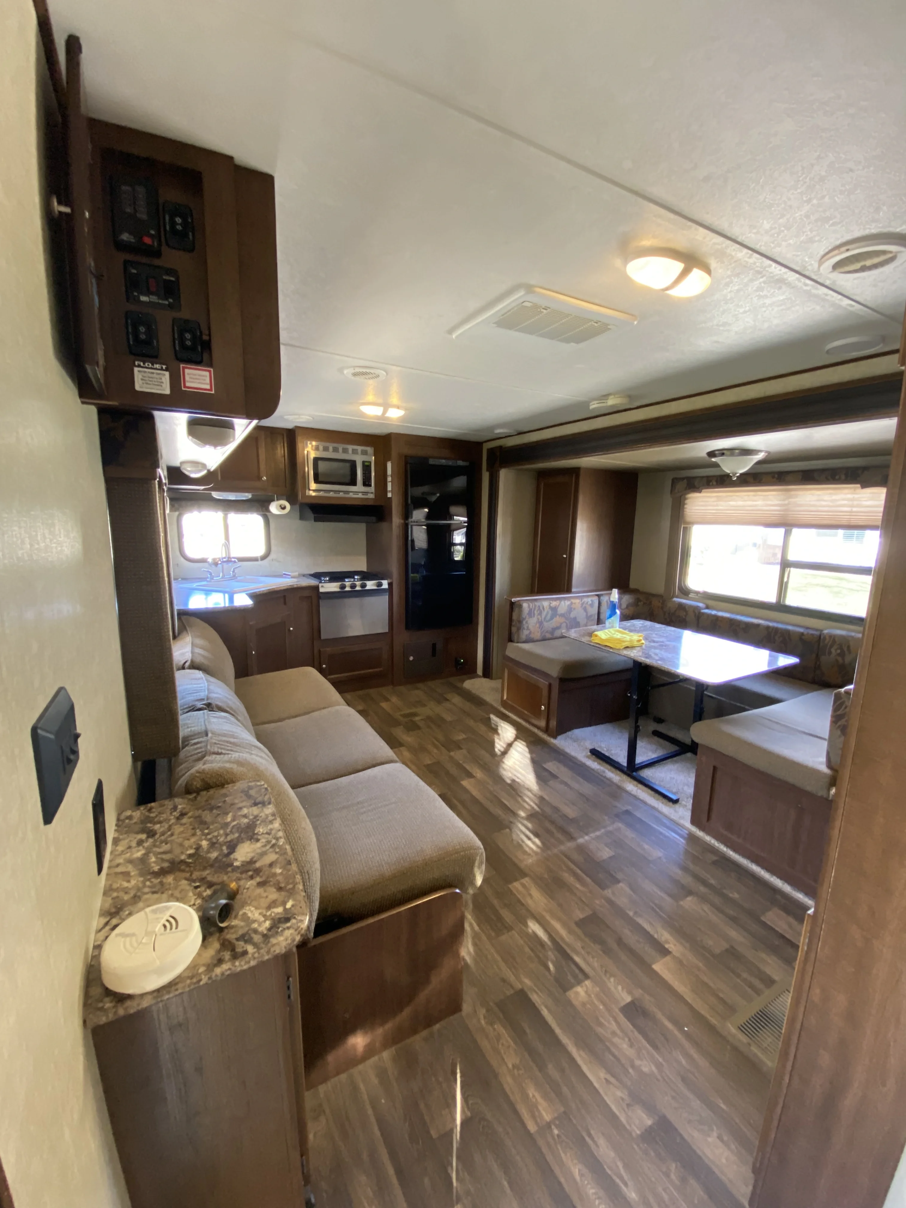 2016 KEYSTONE HIDEOUT exterior