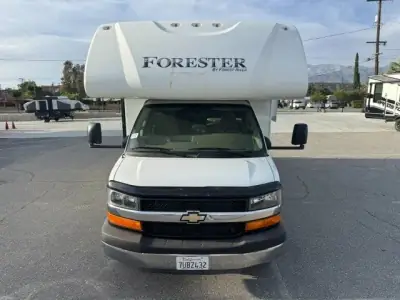 2017 Forest River Forester 2251SLE photo 2