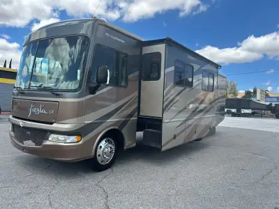 2008 Fleetwood FIESTA LX 34N photo 3