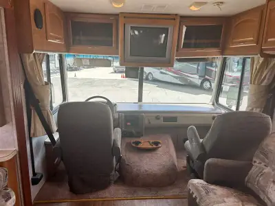 2008 Fleetwood FIESTA LX 34N photo 10