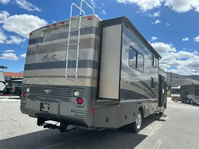 2008 Fleetwood FIESTA LX 34N photo 5
