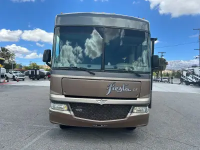 2008 Fleetwood FIESTA LX 34N photo 2