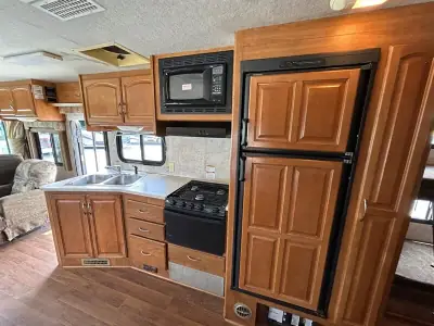 2008 Fleetwood FIESTA LX 34N photo 15