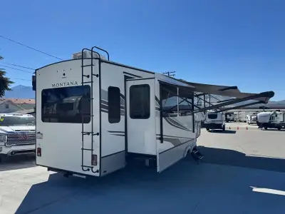2024 Keystone MONTANA 3231CK photo 8