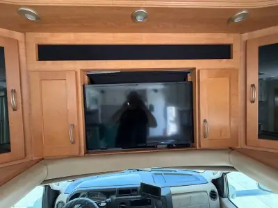 2010 Forest River Sunseeker 2860 E-450 SD photo 23