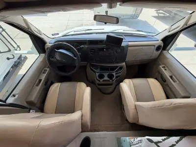 2010 Forest River Sunseeker 2860 E-450 SD photo 21