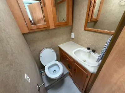 2010 Forest River Sunseeker 2860 E-450 SD photo 29