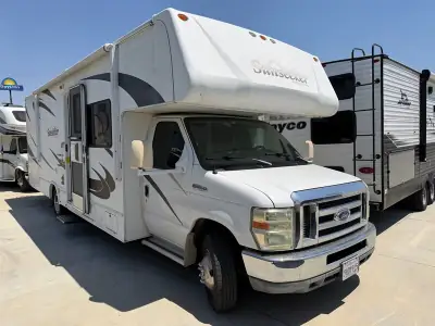 2010 Forest River Sunseeker 2860 E-450 SD photo 2
