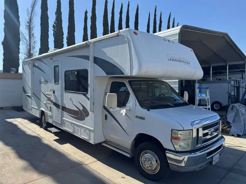 2010 Forest River Sunseeker 2860 E-450 SD exterior