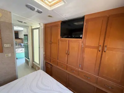 2010 Forest River Sunseeker 2860 E-450 SD photo 35