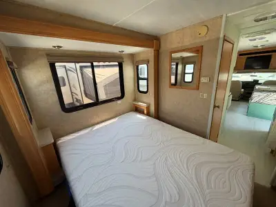 2010 Forest River Sunseeker 2860 E-450 SD photo 32