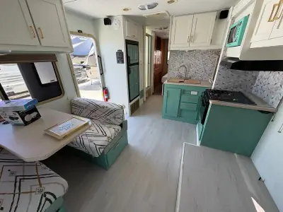 2010 Forest River Sunseeker 2860 E-450 SD photo 10