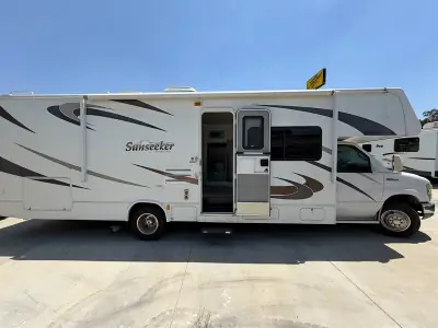 2010 Forest River Sunseeker 2860 E-450 SD photo 4