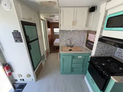 2010 Forest River Sunseeker 2860 E-450 SD photo 17