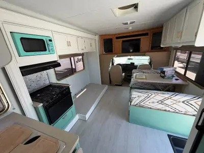 2010 Forest River Sunseeker 2860 E-450 SD photo 11