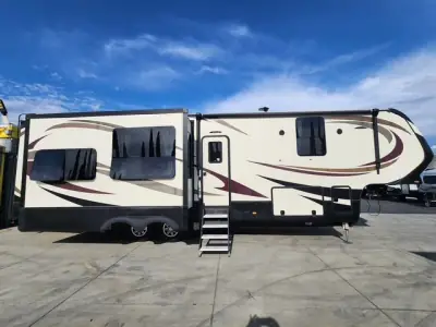 2017 Vanleigh VILANO 365 RL photo 3