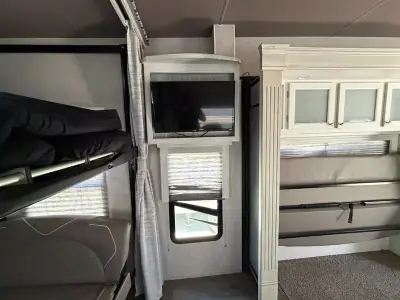 2021 Eclipse Recreational Vehicles Attitude 3322SAG photo 14
