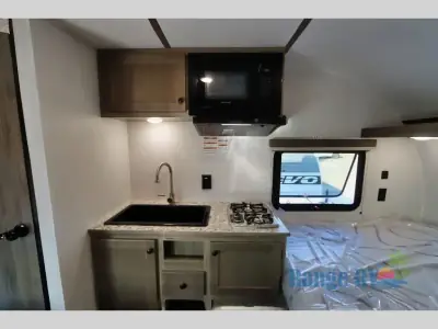 2027 Sunset Park Sun Lite LTD 13BD photo 12