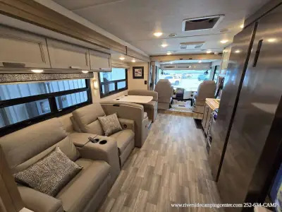 2026 Thor Motor Coach Luminate GG35 photo 45