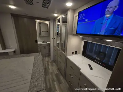 2026 Thor Motor Coach Luminate GG35 photo 52