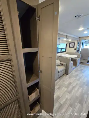 2026 Thor Motor Coach Luminate GG35 photo 60