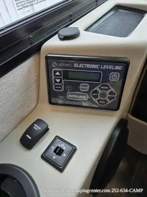 2026 Thor Motor Coach Luminate GG35 photo 12