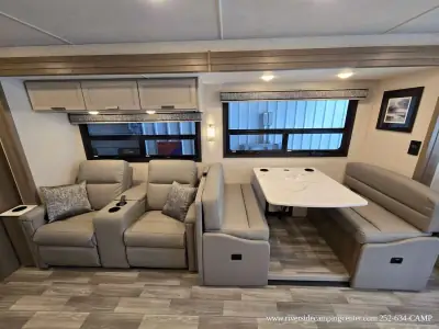2026 Thor Motor Coach Luminate GG35 photo 25