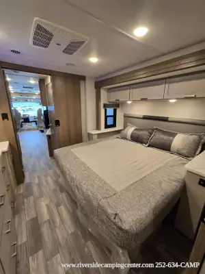 2026 Thor Motor Coach Luminate GG35 photo 34