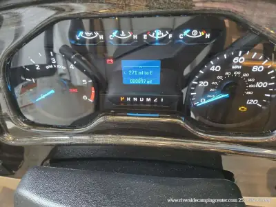 2026 Thor Motor Coach Luminate GG35 photo 8