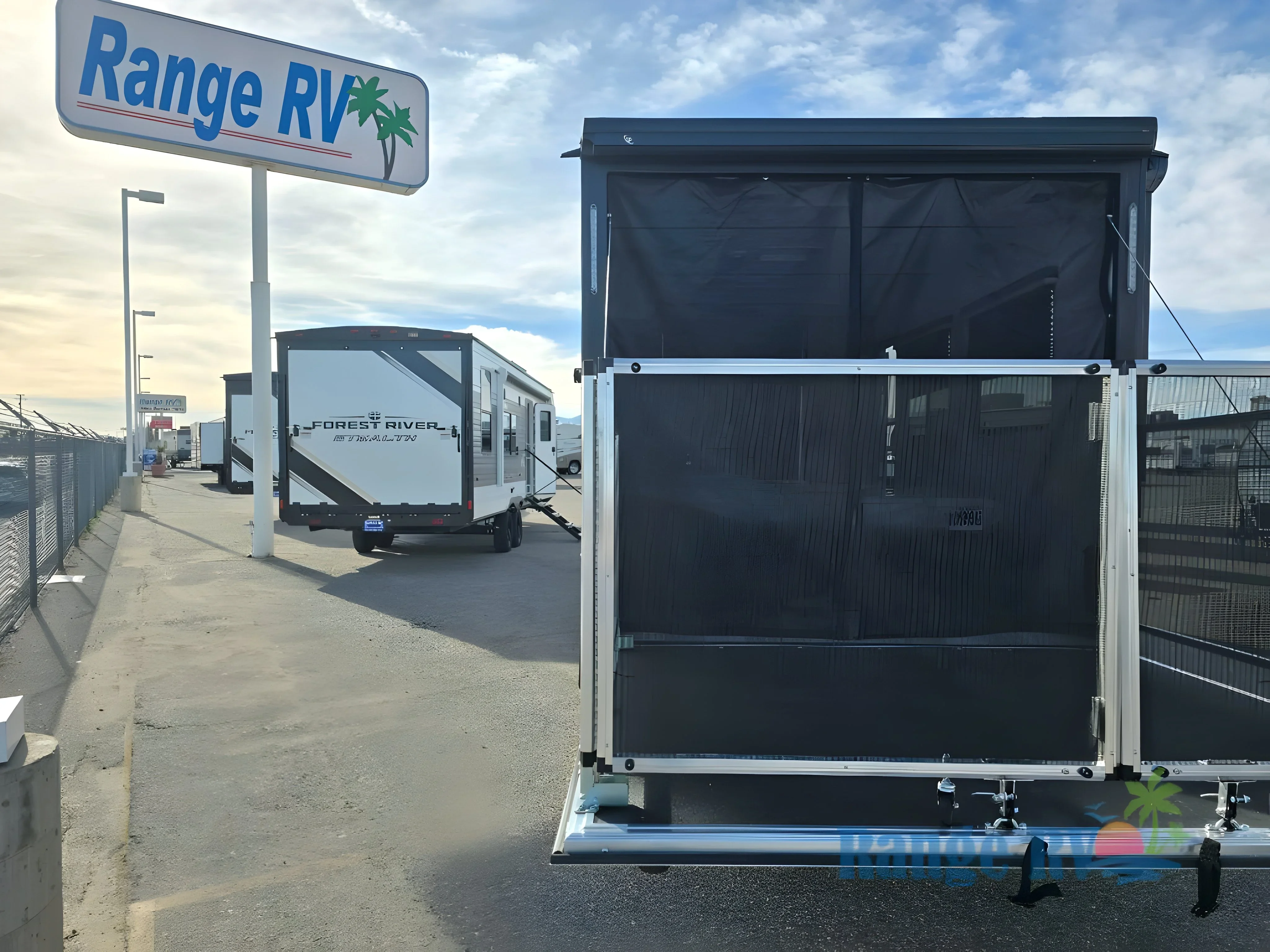 2026 Sunset Park Sun Lite 27WQB exterior