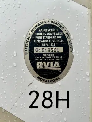 2015 Thor Motor Coach Freedom Elite 28H photo 32