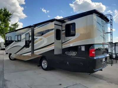 2014 Tiffin Motorhomes Allegro 36 LA photo 5