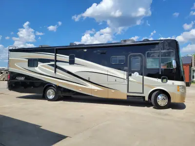 2014 Tiffin Motorhomes Allegro 36 LA