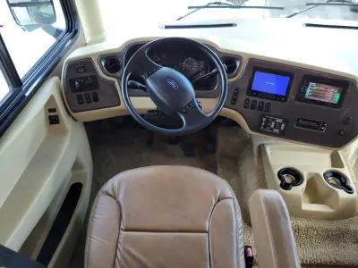 2014 Tiffin Motorhomes Allegro 36 LA photo 23