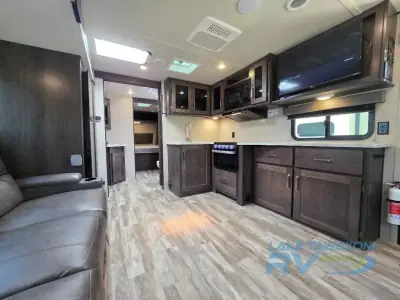 2022 Grand Design Transcend 245RL photo 7