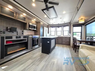 2022 Forest River Cedar Creek Cottage 40CFK2 photo 6
