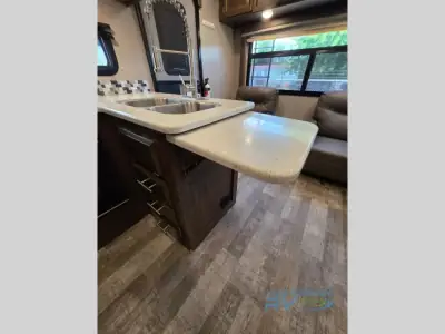 2020 Forest River Rockwood Ultra Lite 2604WS photo 32