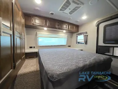 2020 Forest River Rockwood Ultra Lite 2604WS photo 16