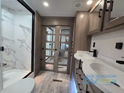 2022 Drv Mobile Suites 39 DBRS3 photo 30