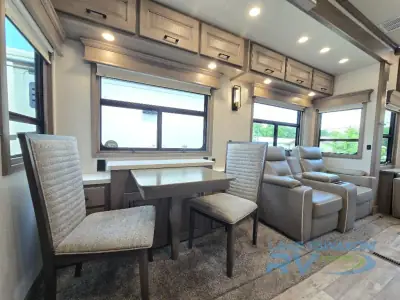 2022 Drv Mobile Suites 39 DBRS3 photo 9