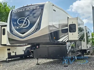 2022 Drv Mobile Suites 39 DBRS3 photo 3