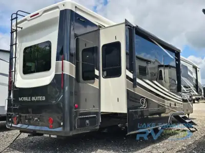 2022 Drv Mobile Suites 39 DBRS3 photo 5