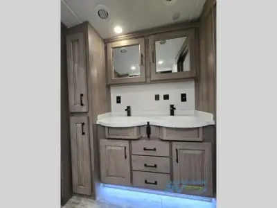 2022 Drv Mobile Suites 39 DBRS3 photo 31