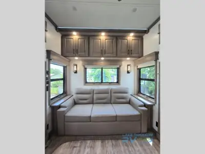 2022 Drv Mobile Suites 39 DBRS3 photo 12