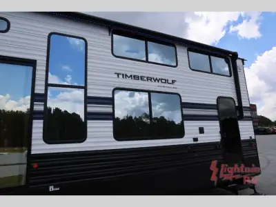 2027 Forest River CHEROKEE TIMBERWOLF 39JM photo 5