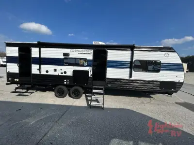 2026 Forest River Cherokee Grey Wolf 26KF photo 3