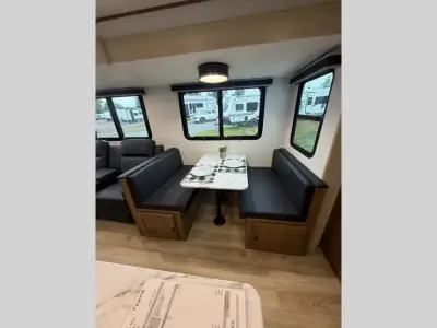 2026 Coachmen Apex Ultra-Lite 293RLDS photo 27