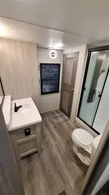 2025 Coachmen CATALINA 42CONDO photo 17
